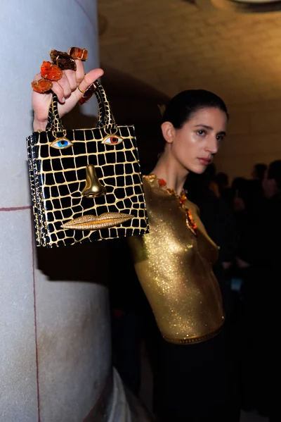 Look 34